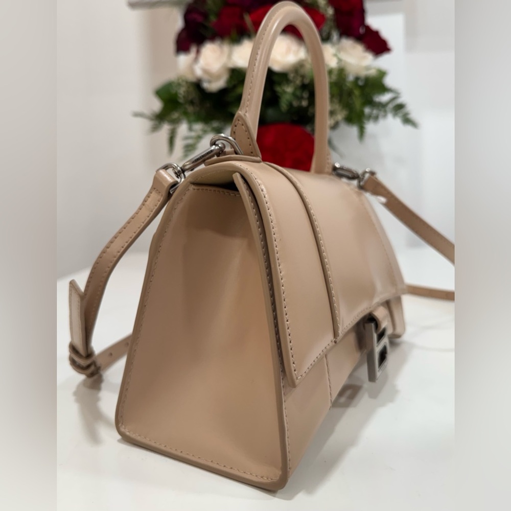 BALENCIAGA Hourglass Small Handbag in beige shiny box calfskin Bag - Picture 8 of 16